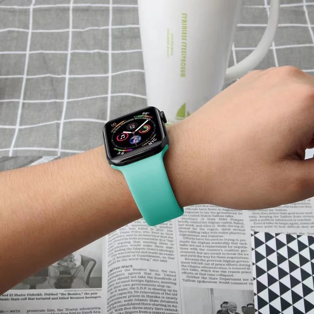 Correa Silicona Lengüeta Oculta Apple Watch