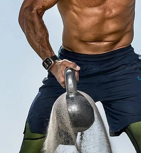 hombre levantando pesa gimnasio apple watch